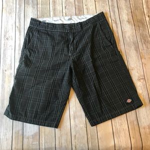 Men’s Size 34 Plaid Dickies Shorts